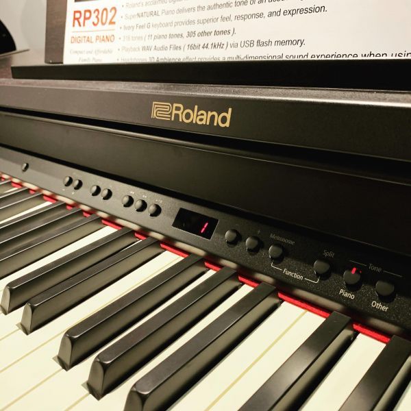 Roland rp30. Цифровое пианино Roland rp30. Roland Rp-301. Roland rp30 характеристики.